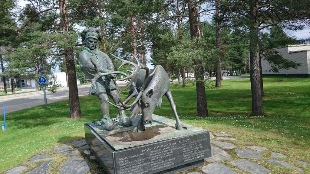 standbeeld sami