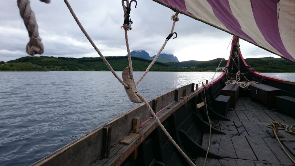 tochtje met replica vikingschip