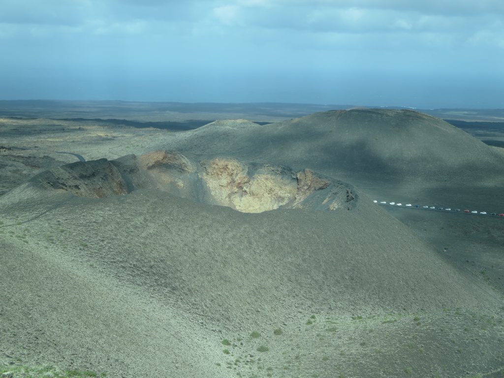 vulkaan-krater