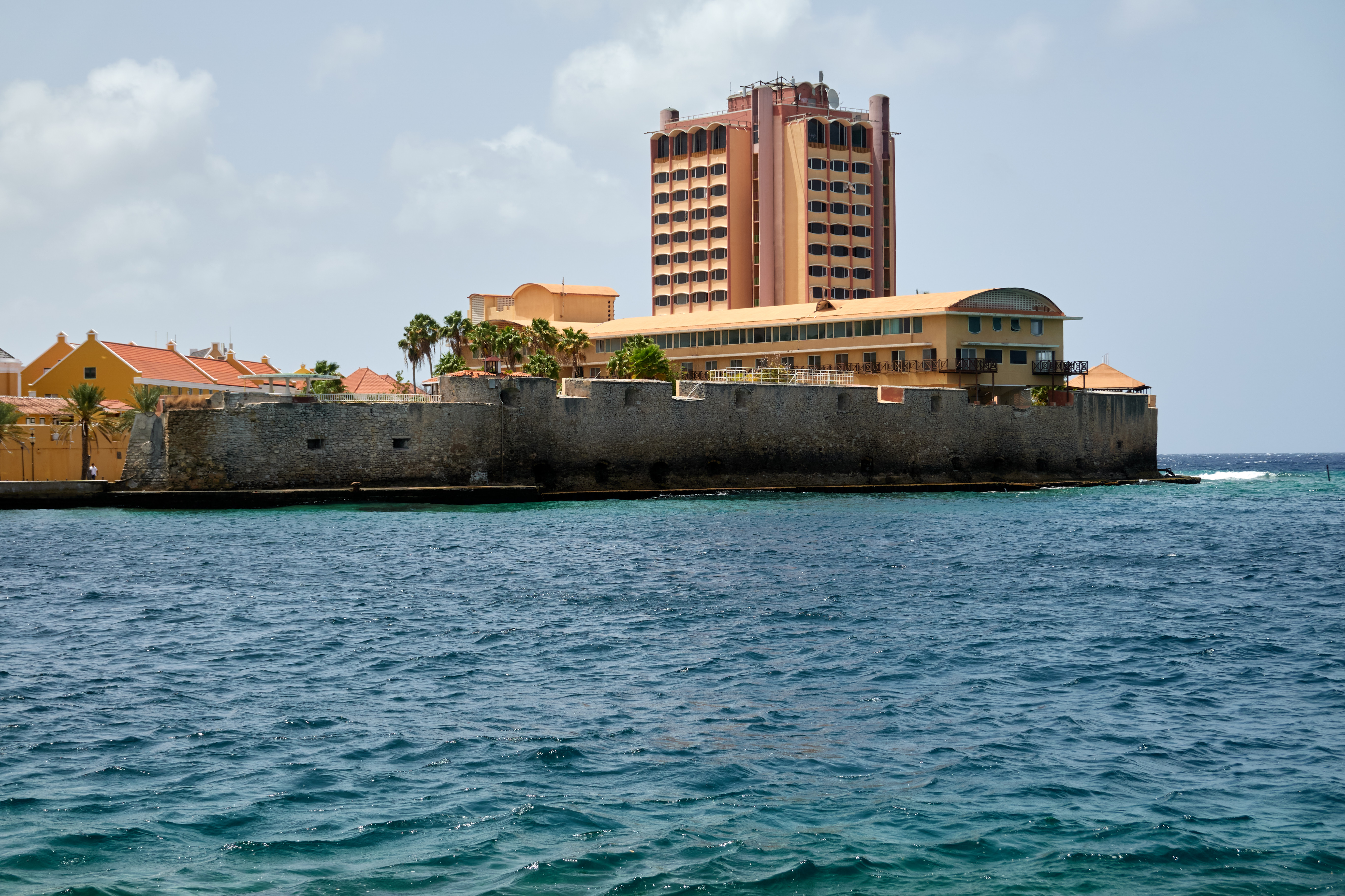 recorder Zie insecten Een bezoek aan grootouders Curaçao day 6: Willemstad, Fort Rif, Fort Amsterdam, Fort Nassau, Domino's  – Holiday Blog